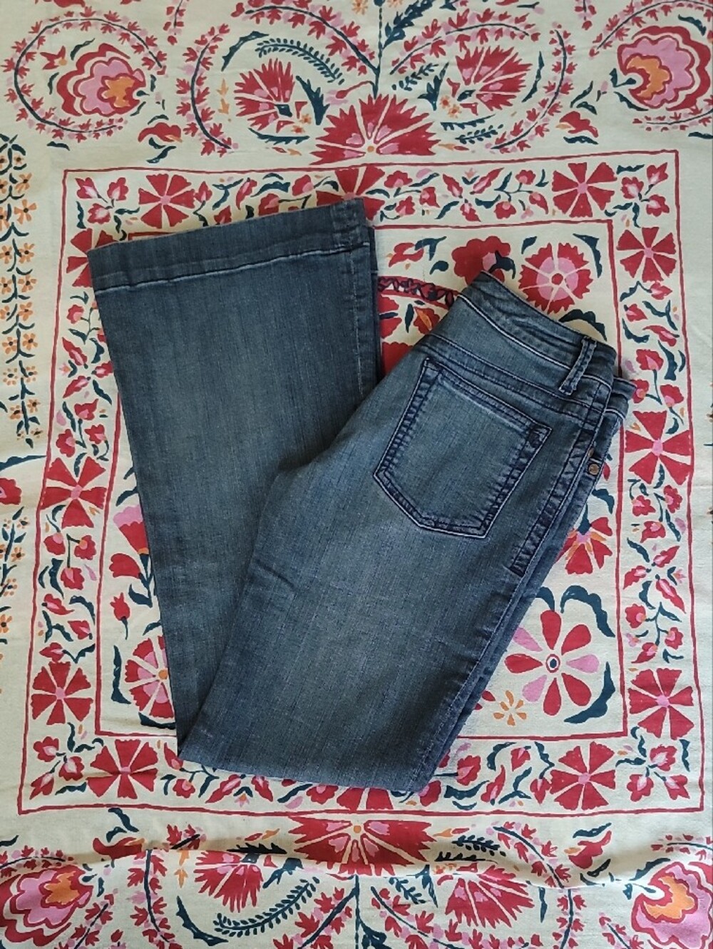 Pure Color Womens Wide Leg Flare Jeans in Medium Blue